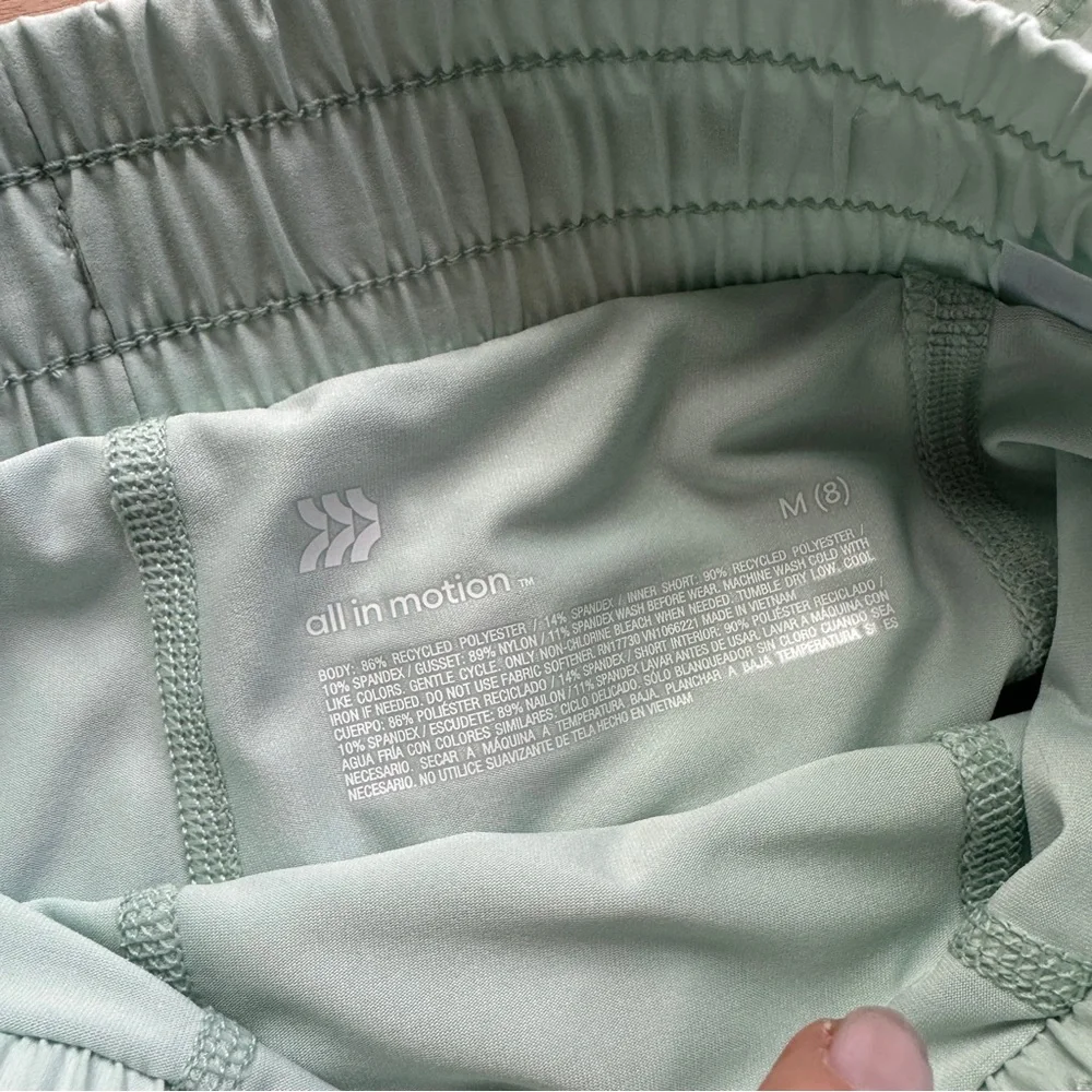 Athletic short bundle size 8/10 black in mint green Zella & all in motion